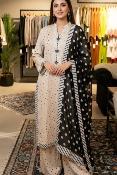 Off white ploka dot